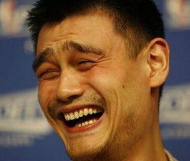 阿泰说了什么姚明笑成表情包「NBA表情包来源哪里阿泰只说一句话姚明便笑眯了眼」