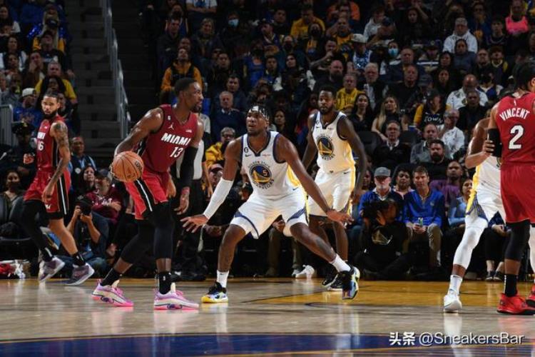 nba球星今日上脚球鞋「每日NBA球星上脚球鞋10月28日」