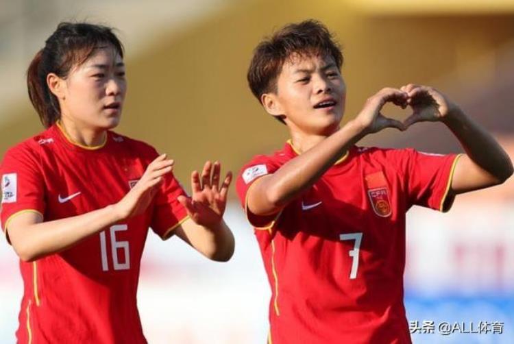 晚上7点中国女足对决韩国冲击16年首冠央视现场直播