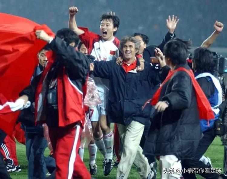 2001年中国进世界杯「我们出线了2001年10月7日历史性时刻国足首次进入世界杯」