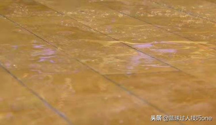 NBA球馆的奇葩事漏水被迫停赛球馆断电空调故障温度超30度