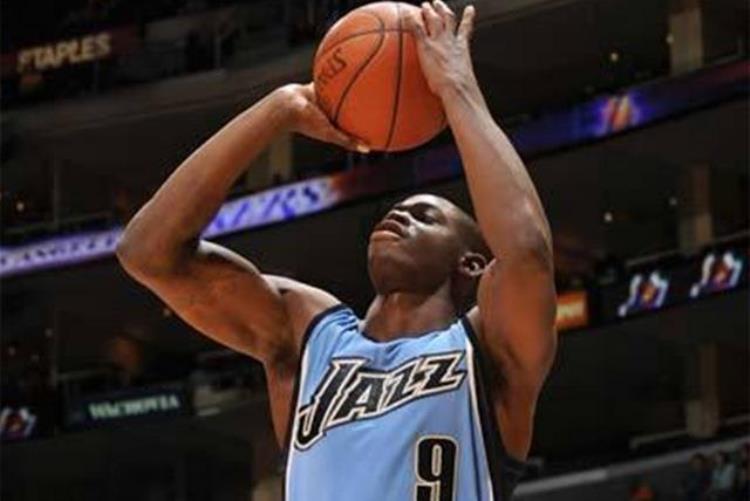 NBA球员奇怪伤病内内睾丸癌阿泰精神病孙悦曾患接吻病