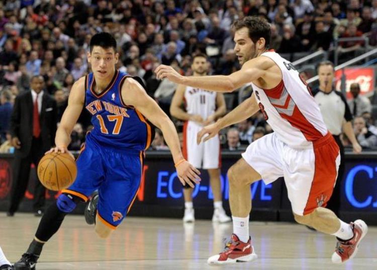 nba选手年薪「现役NBA十大励志球员1人沦落中国低级联赛重返NBA获近1亿薪金」