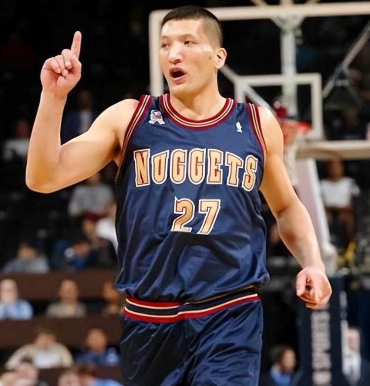 从NBA退役后还能领钱大致一年117万巴特尔7万那姚明阿联呢