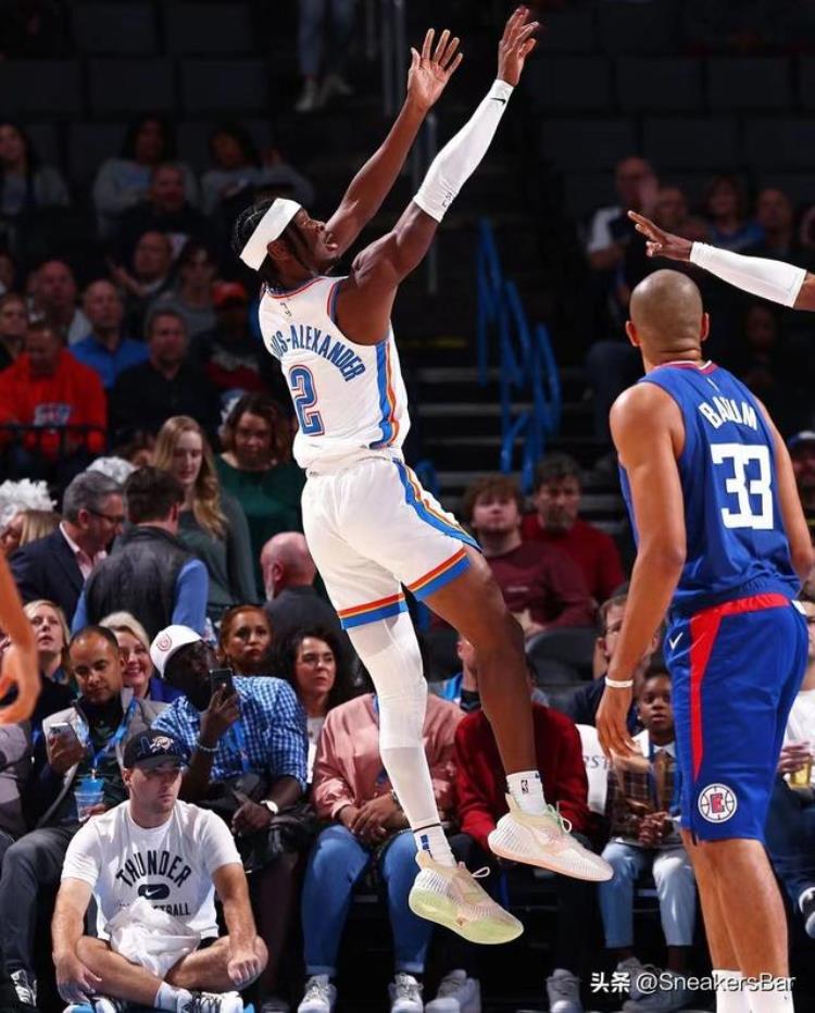 nba球星今日上脚球鞋「每日NBA球星上脚球鞋10月28日」