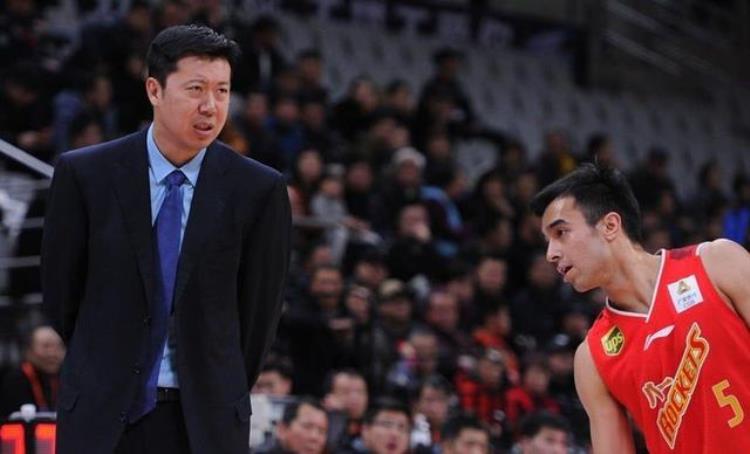 从NBA退役后还能领钱大致一年117万巴特尔7万那姚明阿联呢