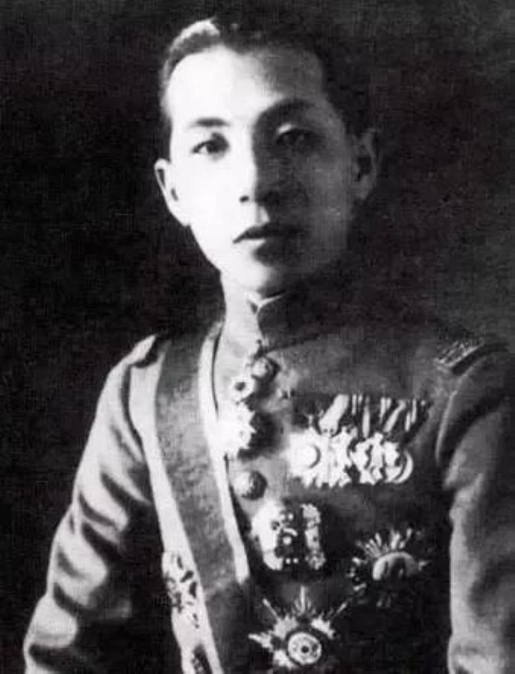 刘长春当年100米跑的最好成绩是( )「中国奥运第一人刘长春1932年参加100米和200米比赛成绩如何」