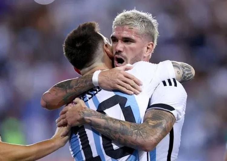 梅西谈世界杯决赛「梅西谈世界杯我们要保持冷静阿根廷不惧怕任何对手」