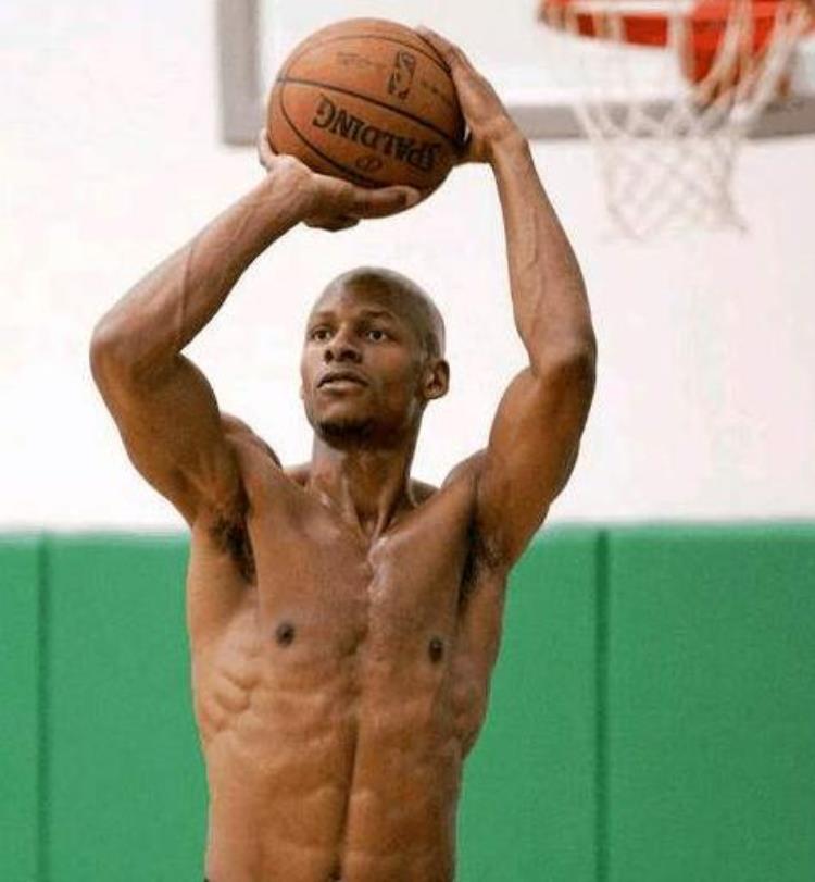 为何说NBA根本没瘦子都是肌肉男看了这5张照片你就懂