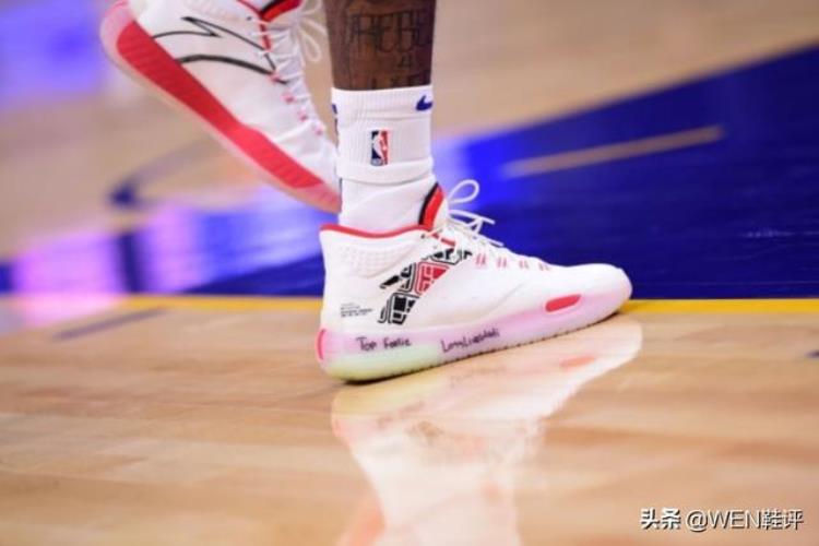 二百出头NBA球员上脚TPE中底最强缓震材料霸道21开箱