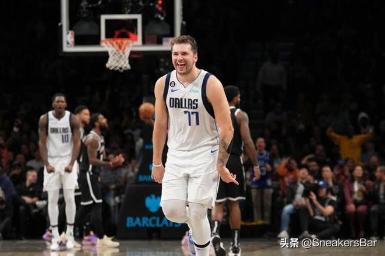 nba球星今日上脚球鞋「每日NBA球星上脚球鞋10月28日」