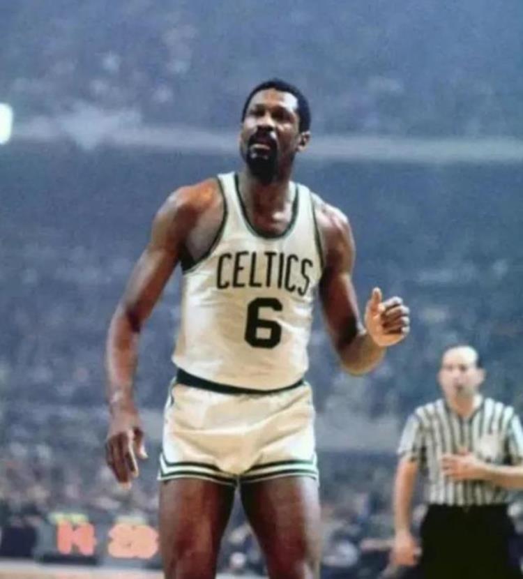 篮球球衣6号代表什么「NBA新赛季所有球员球衣右上角都有个明显的6号是什么意思」