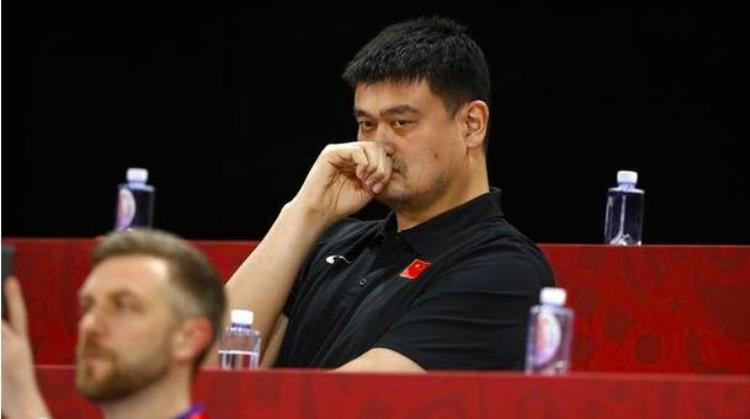 萧华nba说了什么「萧华承认一大重要事实本赛季NBA总决赛现场将不会有任何观众」