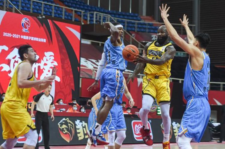 cba球服设计「堪比NBA水准又不失城市特色让CBA各支俱乐部惭愧的球衣设计」