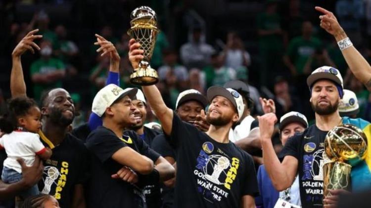 nba各球队实力分析「美媒评下赛季NBA球队实力排行榜篮网入选前十湖人仅第17名」