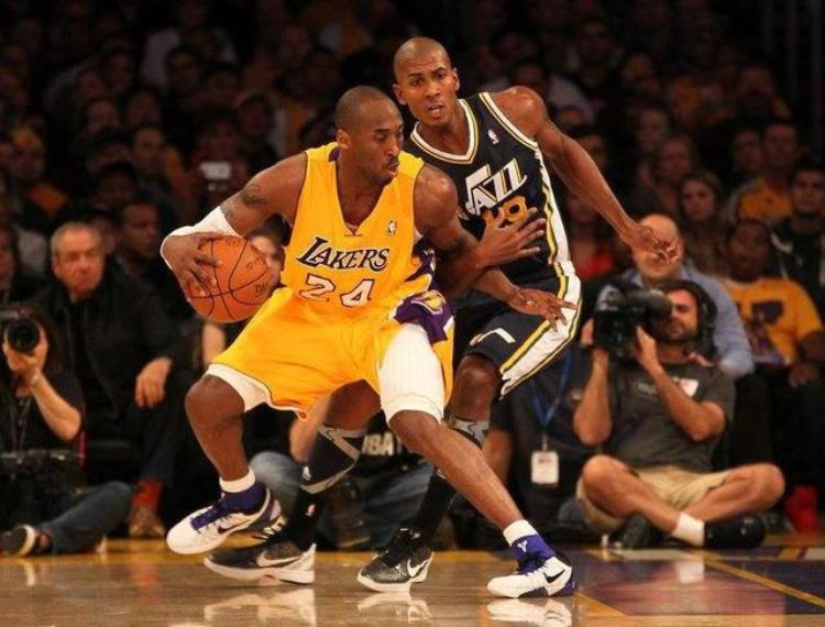 NBA历史5大最强必杀技科比发扬大梦舞步天勾绝招即将失传