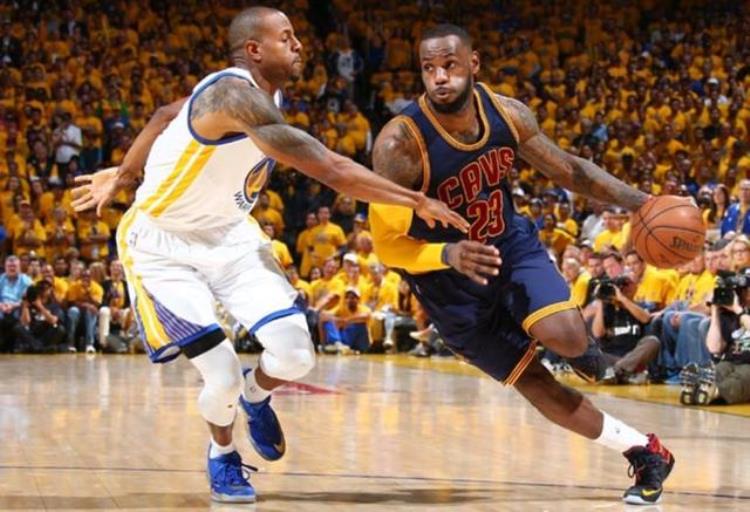 NBA球衣拍卖价格排名最低韦德七千美元最高乔丹上千万