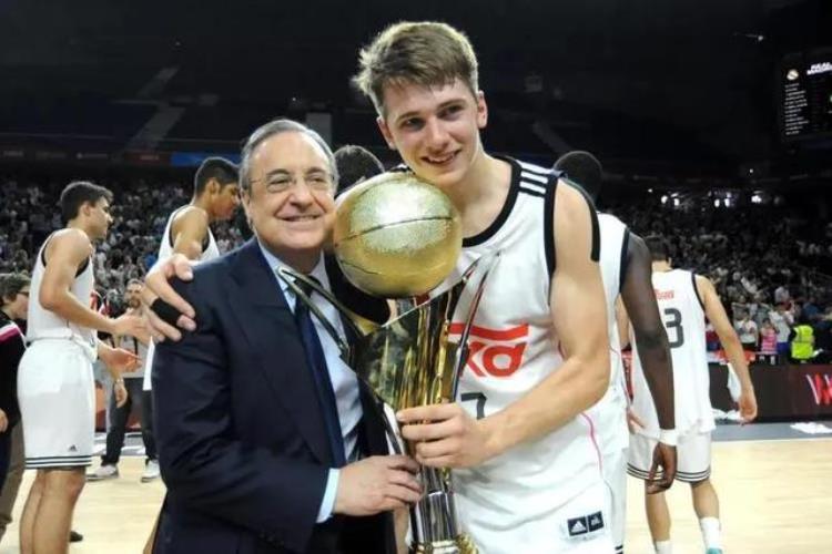 东契奇字母哥谁强「打破格局东契奇字母哥领衔NBA现役最强的七位外籍球星」
