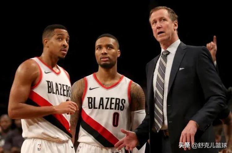 篮球俱乐部总经理跟主教练谁地位高「NBA为什么不让教练来选人要让总经理选最好的总经理是谁」