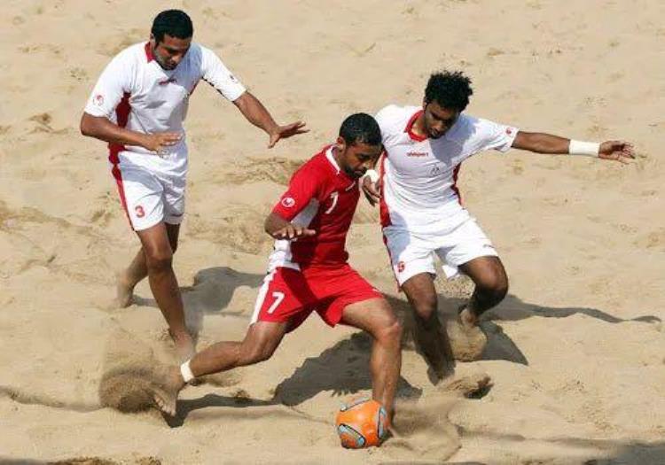 亚沙会|亚沙科普玩沙滩足球是一种怎样的体验