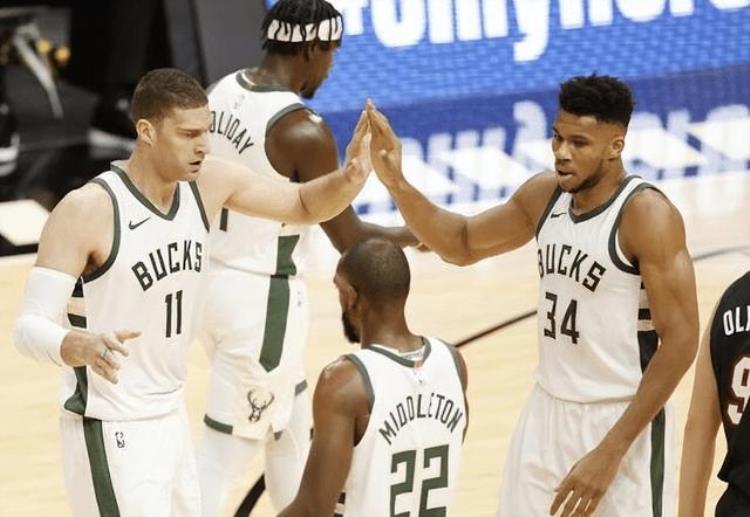 nba各球队实力分析「美媒评下赛季NBA球队实力排行榜篮网入选前十湖人仅第17名」