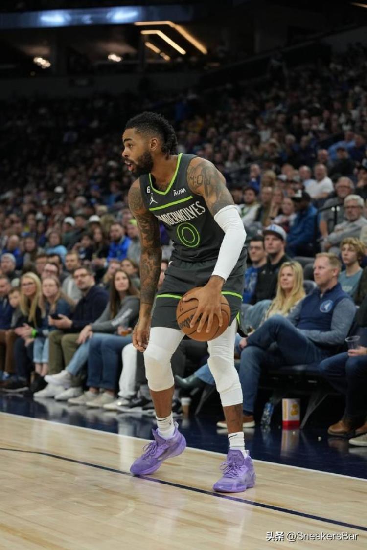 nba每日球员上脚球鞋「每日NBA球星上脚球鞋11月6日」