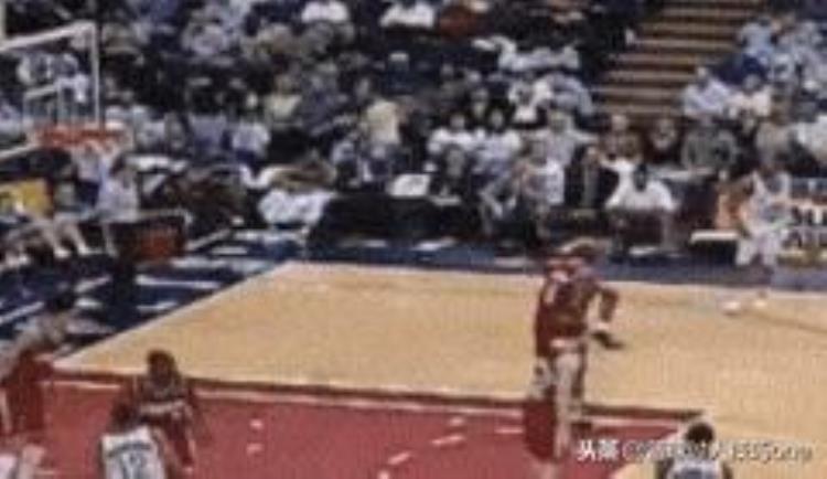 库里打杜兰特「NBA球星10大经典拜佛库里上演极限拜佛杜兰特让对手毫无办法」