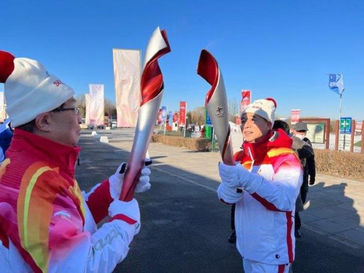 北京冬奥会 圣火传递「圣火飞扬2022年北京冬奥会火炬接力开始」