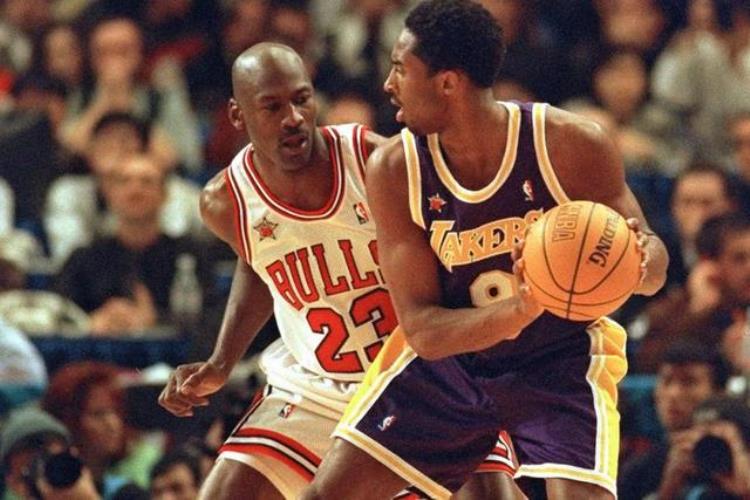 最强nba梦幻脚步球星有哪些「一招鲜吃遍天盘点NBA最强的十大球星绝技梦幻脚步仅排第三」