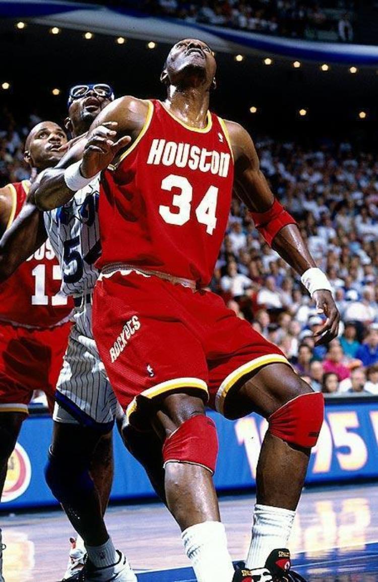 最强nba梦幻脚步球星有哪些「一招鲜吃遍天盘点NBA最强的十大球星绝技梦幻脚步仅排第三」