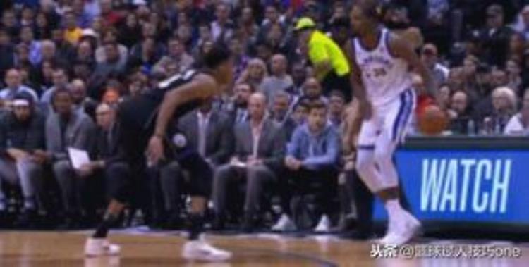 库里打杜兰特「NBA球星10大经典拜佛库里上演极限拜佛杜兰特让对手毫无办法」