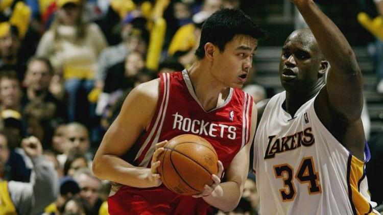 nba最强国际球员组成一队「从NBA选5个位置最强国际球员他们组一阵容能赢下梦一队」