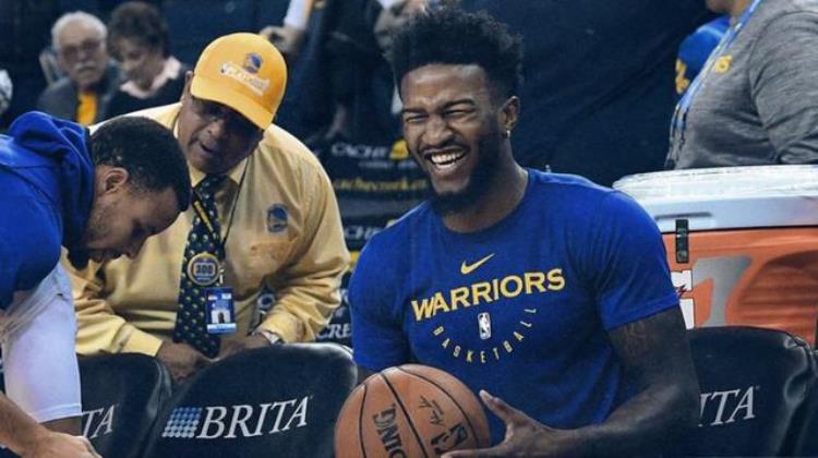 nba球员场外收入「NBA打客场还有高额补贴打3场相当于普通人工资那他们会怎么花」