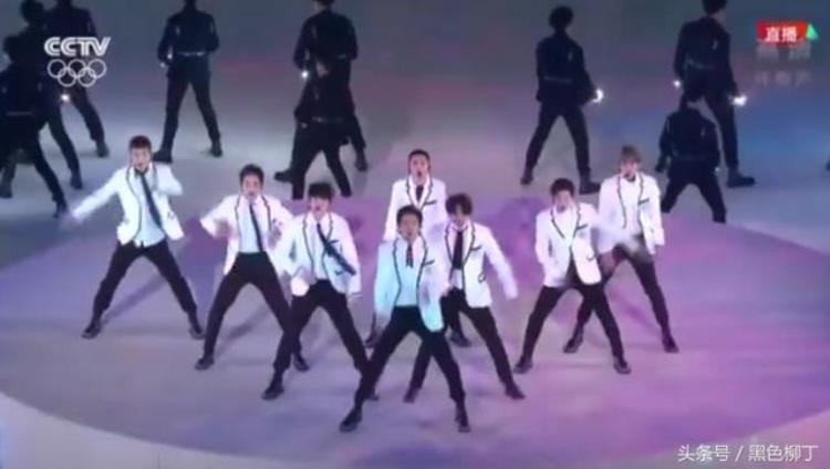 韩国艺人看exo表演反应「面对北京8分钟抢戏韩国的绝招是EXO表演韩流明星最后压轴」