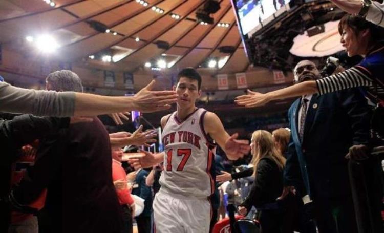 林书豪因为什么被nba放弃「从NBA到CBA林书豪为何会被NBA联盟淘汰」
