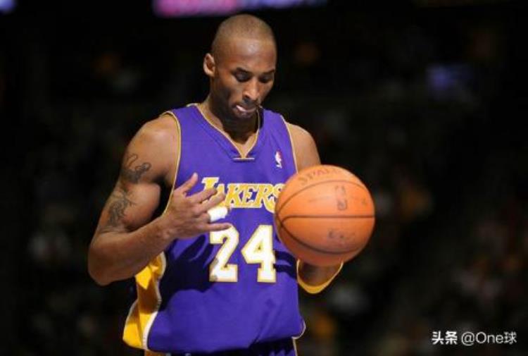 nba篮球材质袋鼠皮「NBA比赛用球原材料是袋鼠皮意义非凡曾被切割60份分给球员」
