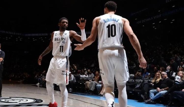湖人对爵士战绩「NBA最新排名爵士绿军领跑勇士客场首胜湖人篮网连胜反弹」