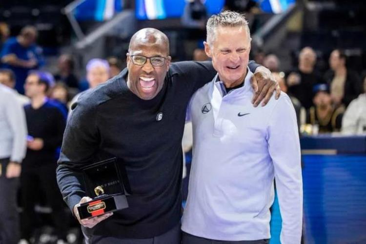 NBA26连败「时隔6514天终于拿到6连胜NBA第一烂队翻身了」