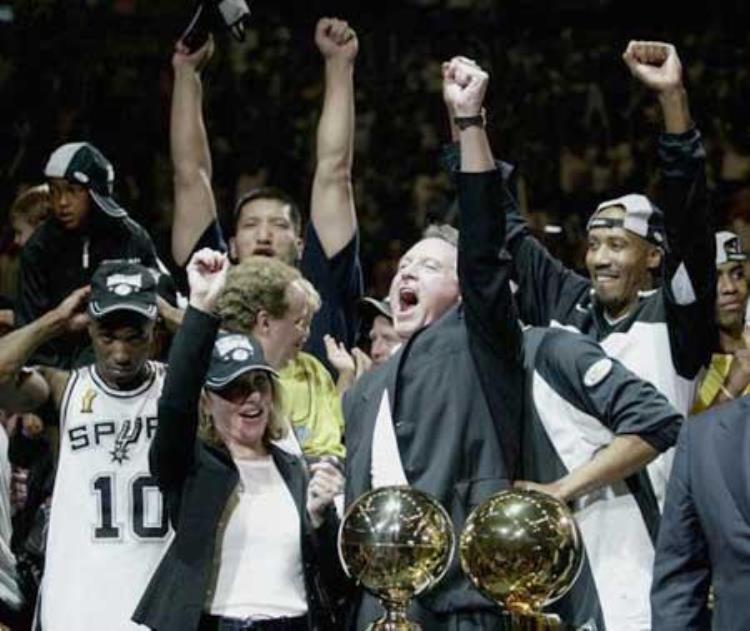 德克萨斯州有没有NBA球队「一个州五个中国NBA球员德克萨斯州成中国球迷第二故乡」