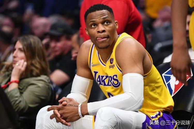 nba 电子厂「NBA每周电子厂阵容第一期」