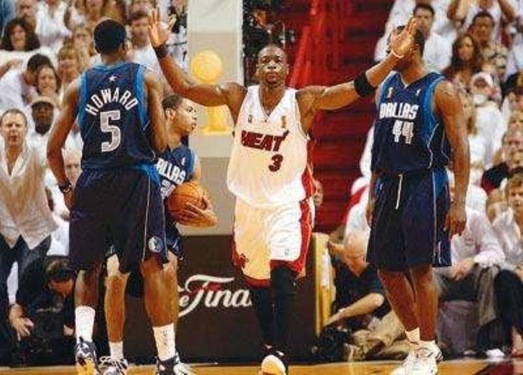 2006年小牛为什么没能夺冠「NBA至今未破的悬案06年的无人喊的暂停让小牛丢掉了总冠军」
