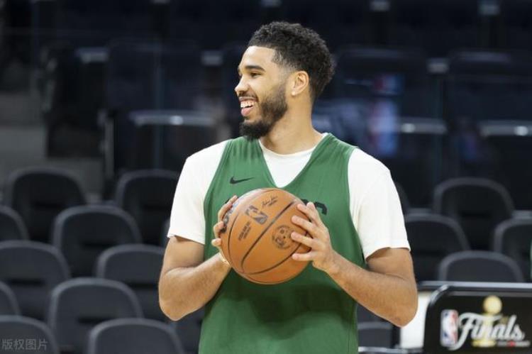 nba每天训练多久「NBA的训练时间不是很长效果却很好球迷直言只因懂得抓重点」