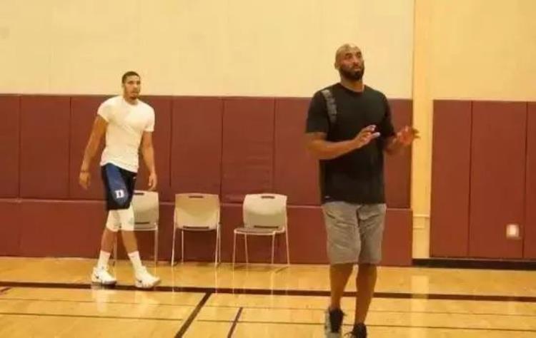 谁能想到这3位nba超级球星都曾接受过科比特训吗「谁能想到这3位NBA超级球星都曾接受过科比特训」