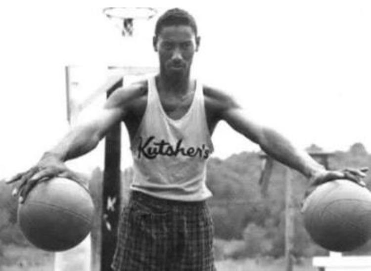 NBA球员大手分4个等级杜兰特A级乔丹S级那SSS有多猛