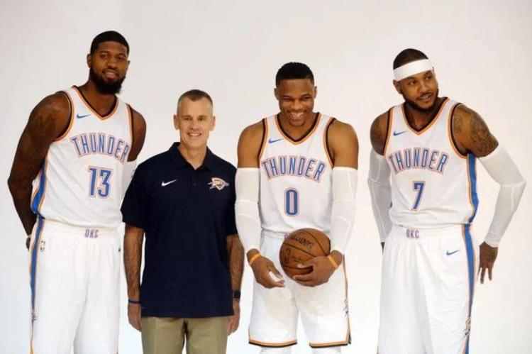 雷霆三巨头为什么失败「NBA1718赛季雷霆队豪华三巨头组合失败之原因综析」