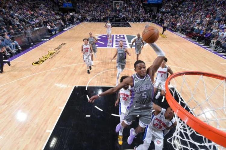 NBA26连败「时隔6514天终于拿到6连胜NBA第一烂队翻身了」