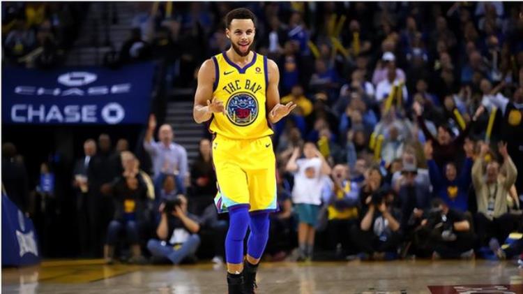 nba74大巨星「NBA75大巨星第15位萌神斯蒂芬库里」