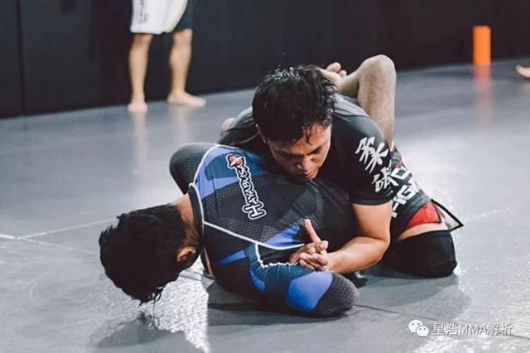ufc都是什么格斗「现UFC冠军们都是来自哪个格斗背景」