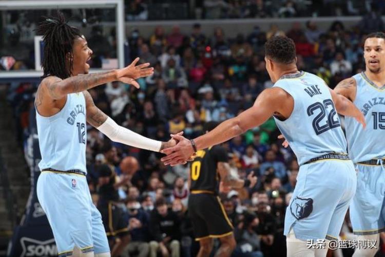 nba太阳主力「NBA西部四强太阳暂居第1勇士还得靠格林灰熊追平爵士」