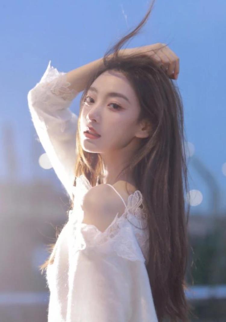 和金咕咕直播pk的女主播「女主播之间的较量这波我站咪咕」